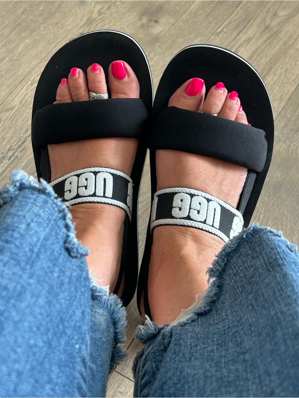 UGG Black and White Logo Strap Sandals - Picture 7 of 7